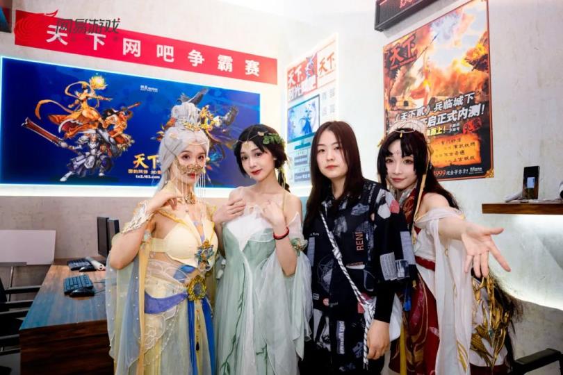 排队上机、一座难求？天下时光网吧燃爆ChinaJoy