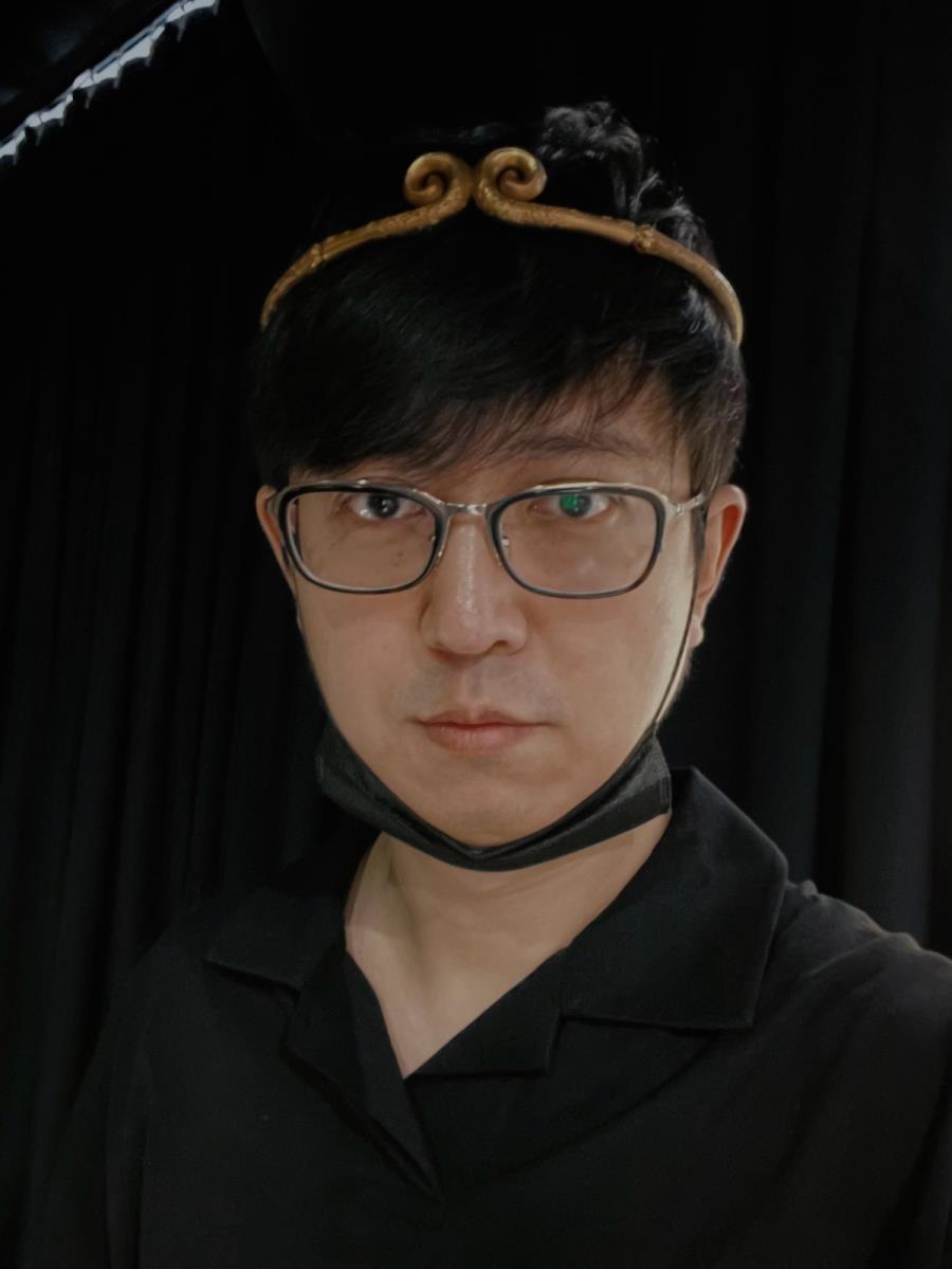 杨奇试戴黑神话：悟空豪华版金箍 效果还不错！